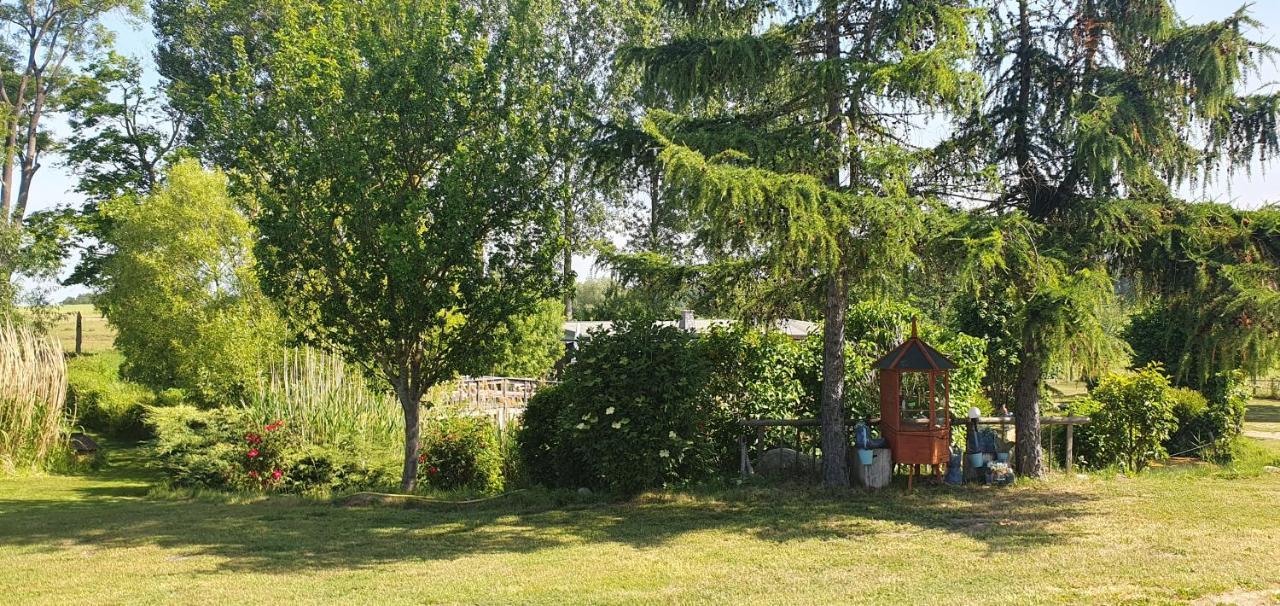 Peenehof Koeppen - Ferienwohnungen & Schlaffaesser Jordenstorf Экстерьер фото
